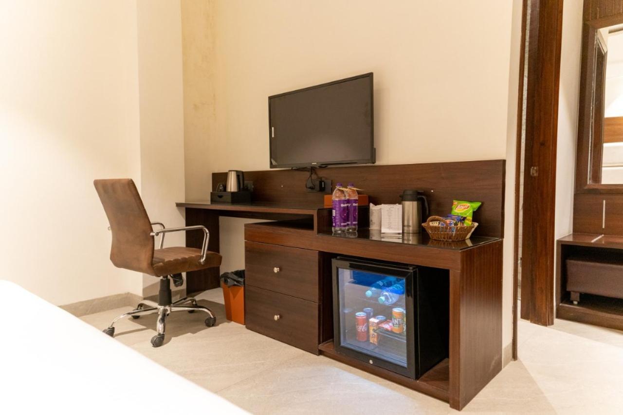 Hotel Smily Ludhiana Extérieur photo