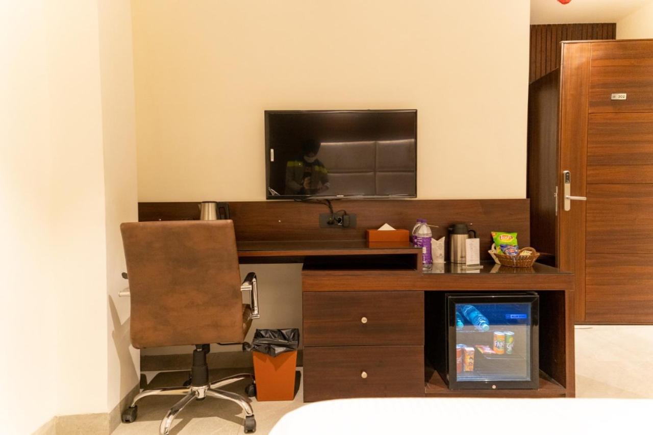 Hotel Smily Ludhiana Extérieur photo