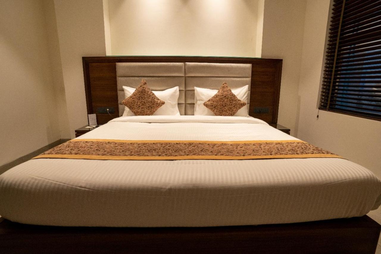 Hotel Smily Ludhiana Extérieur photo